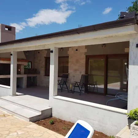 Hillside In With Pool, Terrace, And Stunning View * Trogir