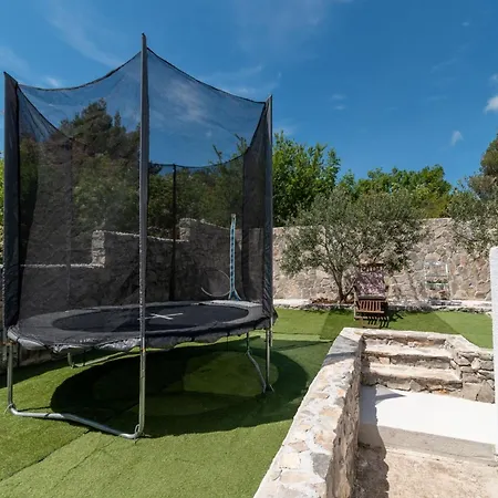Villa Hillside In With Pool, Terrace, And Stunning View Trogir