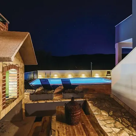 Villa Hillside In With Pool, Terrace, And Stunning View